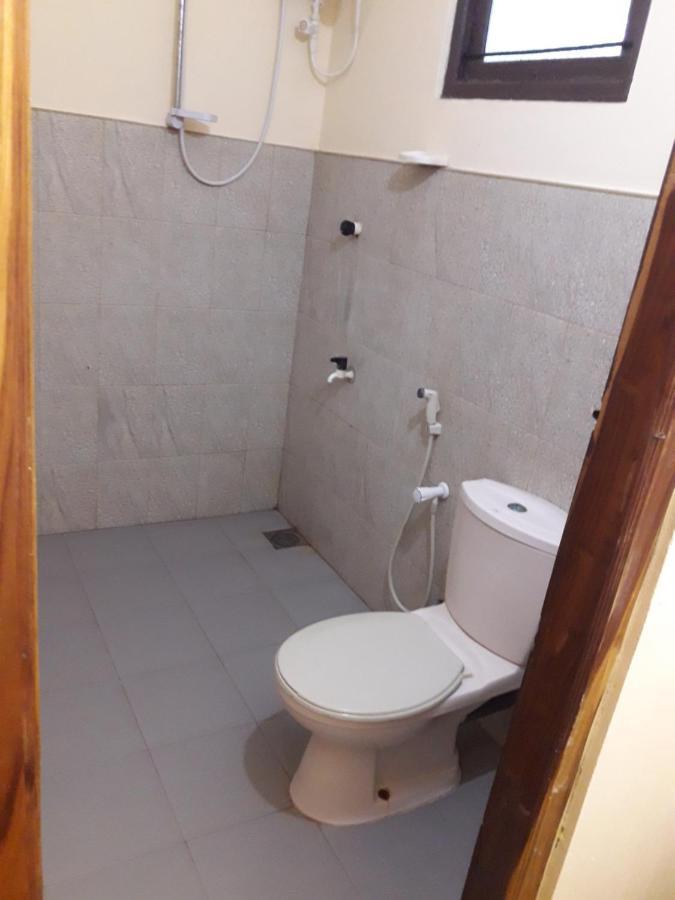 Naaval Beach Villa & Rooms Батикалоа Екстериор снимка