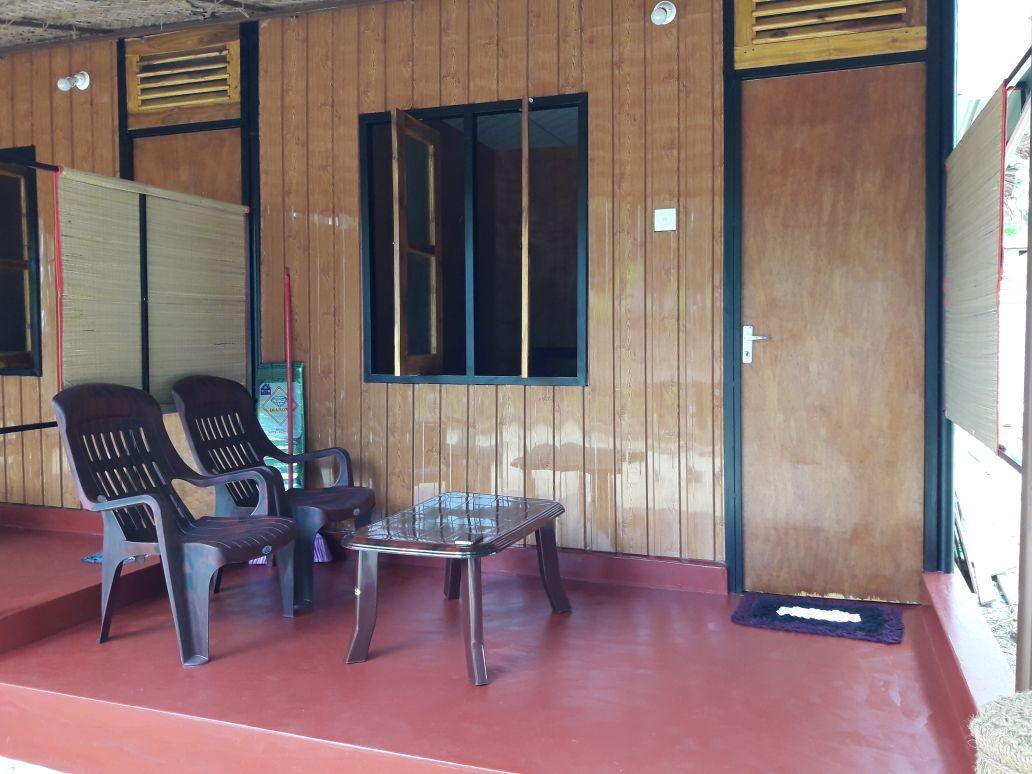 Naaval Beach Villa & Rooms Батикалоа Екстериор снимка